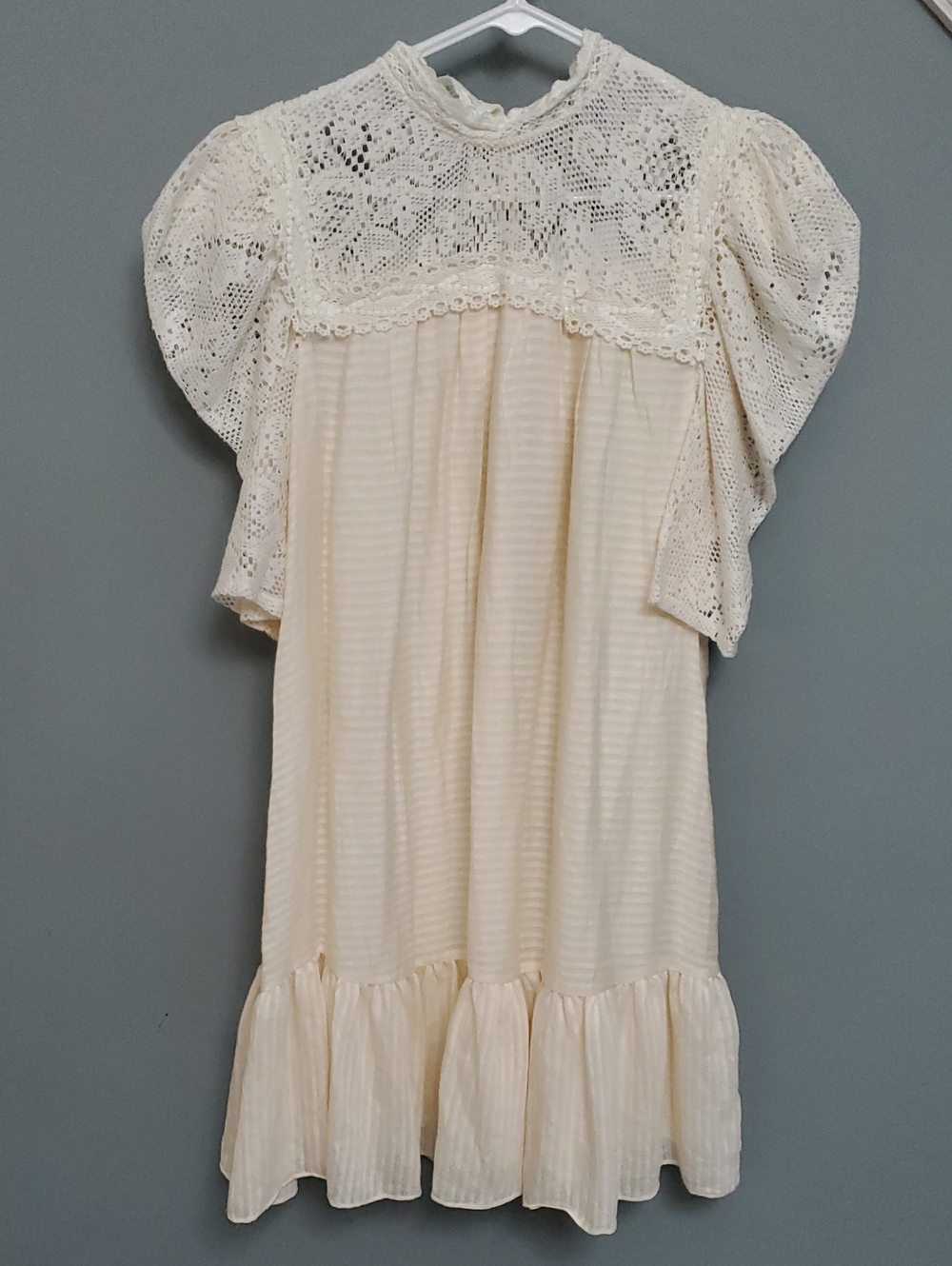 NWT CURRENT AIR Women’s Cream Lace Yoke Prairie Dress - Picture 3 of 7